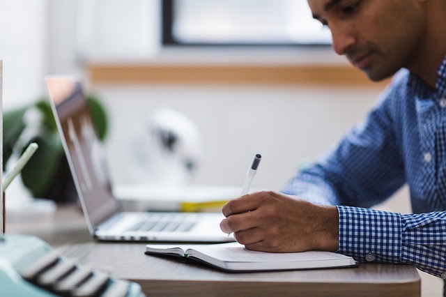 What Is The Job Of A Miami SEO Expert - BillLentis.com